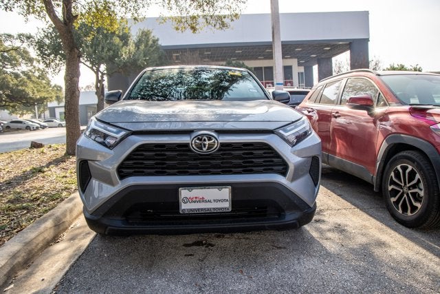 2025 Toyota RAV4 LE