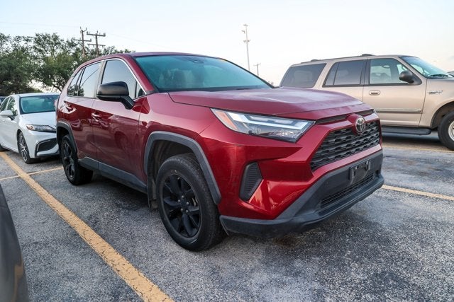 2023 Toyota RAV4 LE