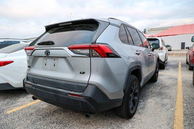 2021 Toyota RAV4 LE