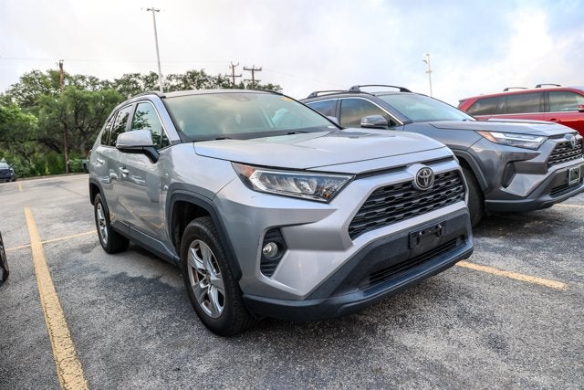 2020 Toyota RAV4 XLE