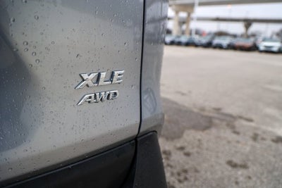 2022 Toyota RAV4 XLE