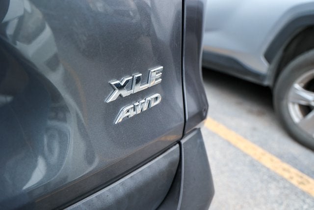 2022 Toyota RAV4 XLE