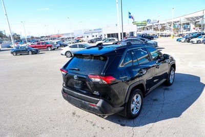 2021 Toyota RAV4 HYBRID Hybrid XLE
