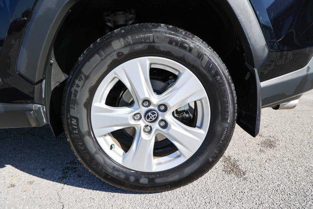 2021 Toyota RAV4 HYBRID Hybrid XLE