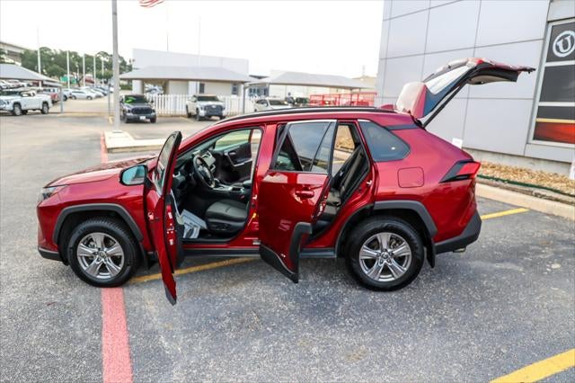 2022 Toyota RAV4 Hybrid Hybrid XLE