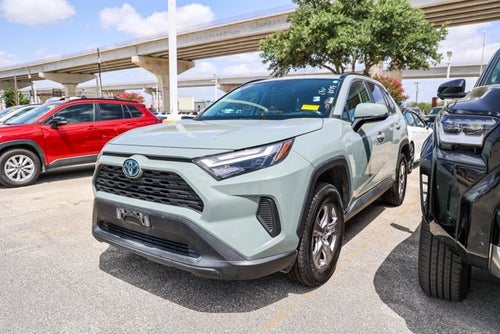 2022 Toyota RAV4 Hybrid XLE