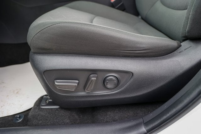 2024 Toyota RAV4 HYBRID Hybrid XLE