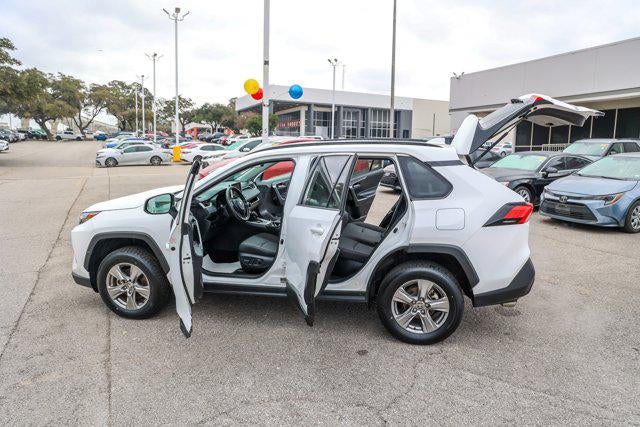 2024 Toyota RAV4 HYBRID Hybrid XLE