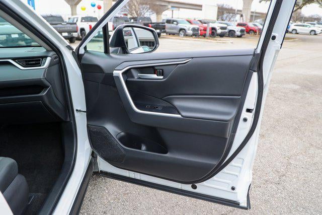 2024 Toyota RAV4 HYBRID Hybrid XLE