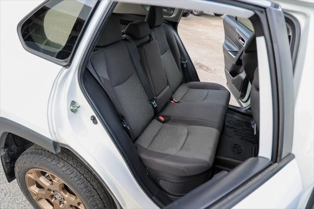 2023 Toyota RAV4 Hybrid Hybrid XLE