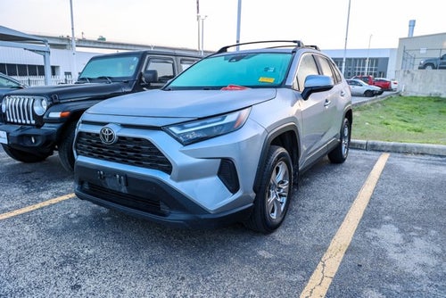 2023 Toyota RAV4 XLE