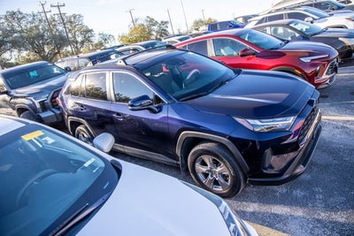 2023 Toyota RAV4 XLE