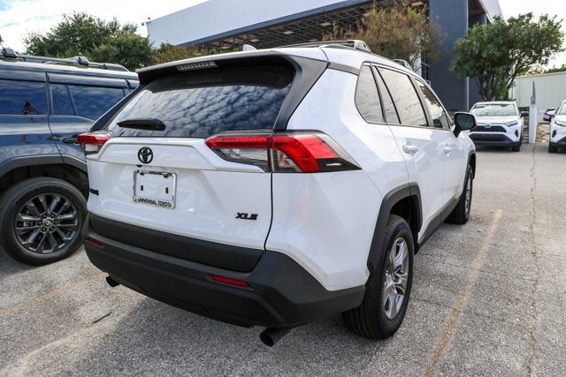 2025 Toyota RAV4 XLE