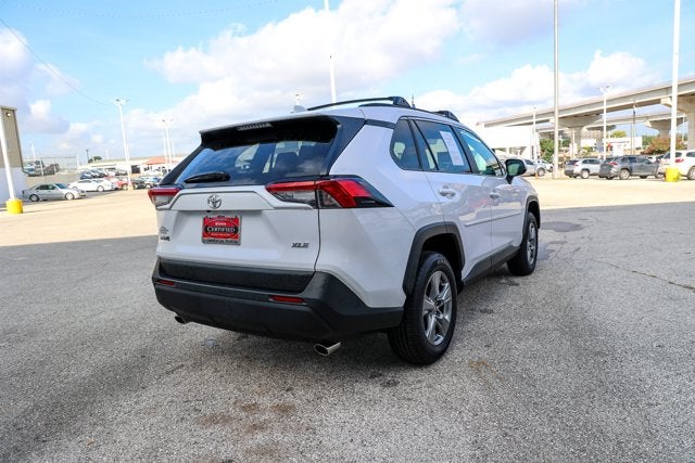 2025 Toyota RAV4 XLE