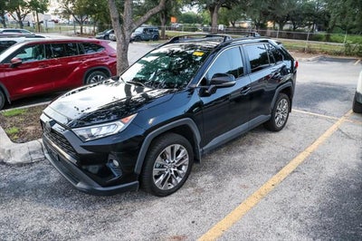 2020 Toyota RAV4 XLE