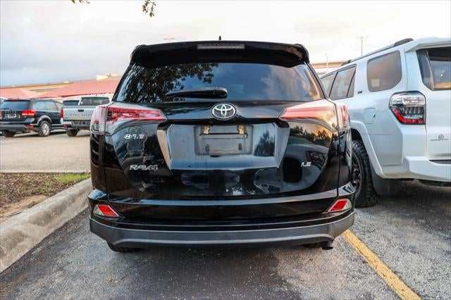2018 Toyota RAV4 LE