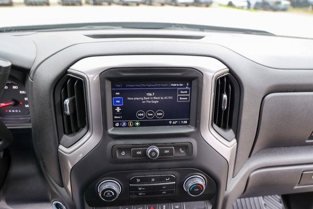 2024 Chevrolet Silverado Custom
