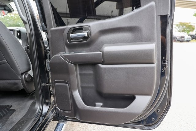 2024 Chevrolet Silverado Custom