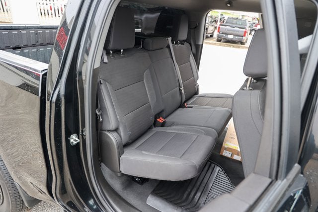 2024 Chevrolet Silverado Custom