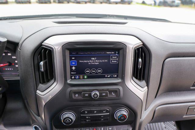 2024 Chevrolet Silverado Custom