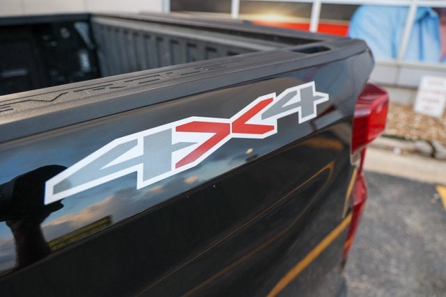 2023 Chevrolet Silverado LT