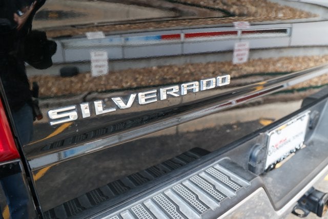 2023 Chevrolet Silverado LT