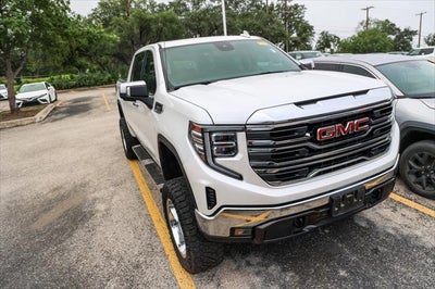 2024 GMC Sierra SLT