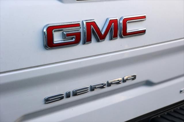 2024 GMC Sierra SLT
