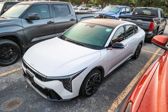2025 Kia K4 GT-Line