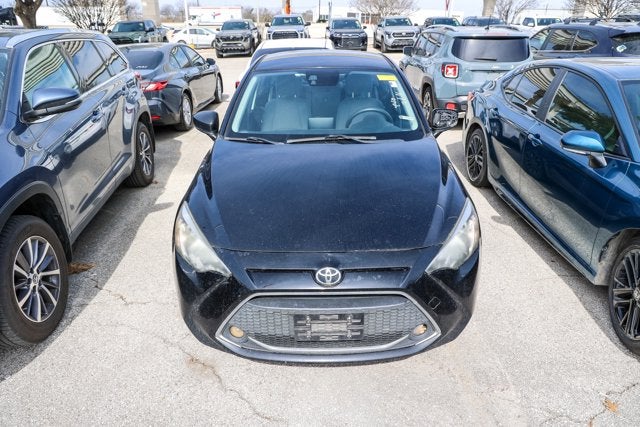 2019 Toyota YARIS SEDAN L