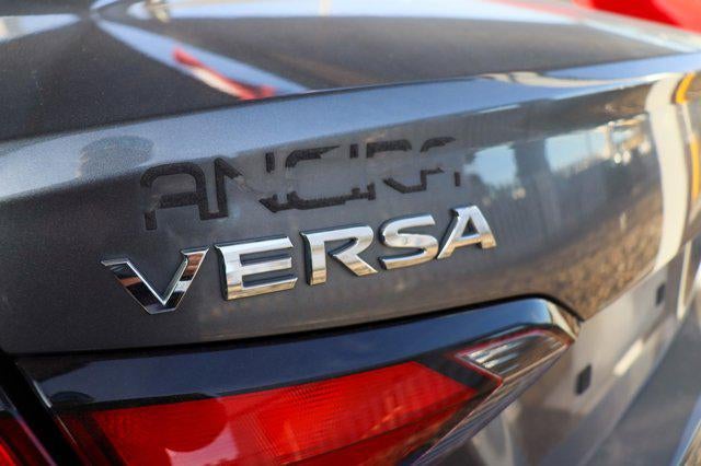 2020 Nissan Versa SV