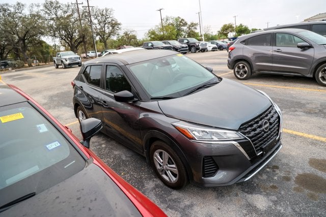 2025 Nissan Kicks Play S