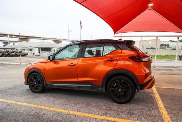 2021 Nissan Kicks SR