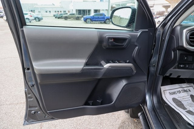 2023 Toyota TACOMA SR5 SR5