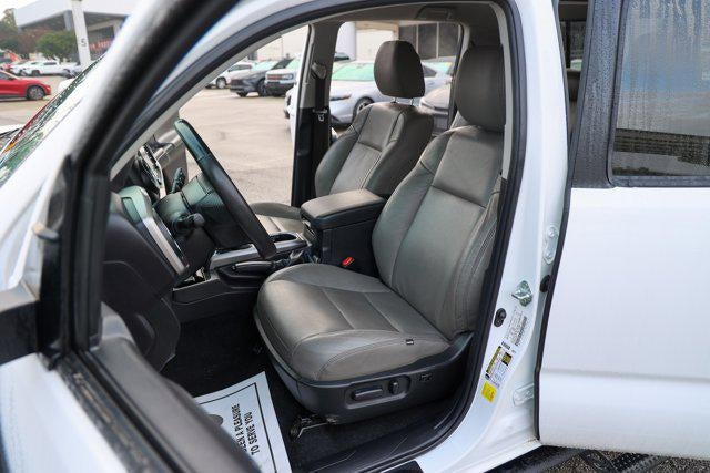 2023 Toyota TACOMA SR5 SR5