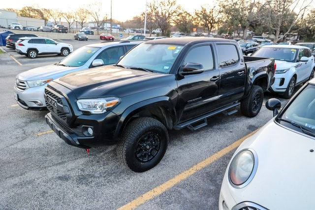 2022 Toyota TACOMA SR5 SR5
