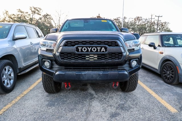 2022 Toyota TACOMA SR5 SR5
