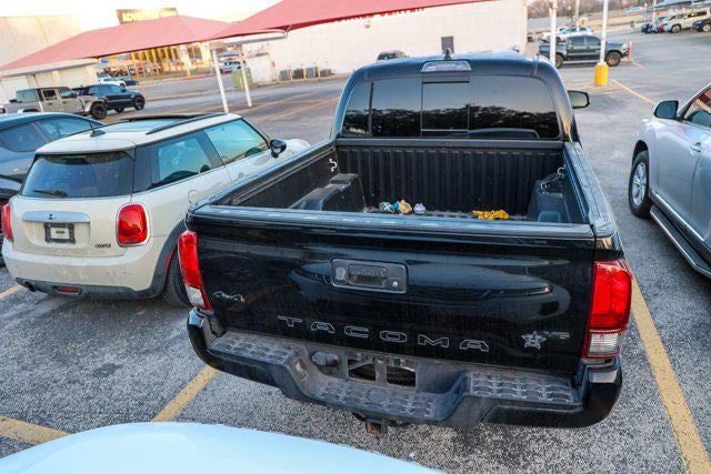 2022 Toyota TACOMA SR5 SR5