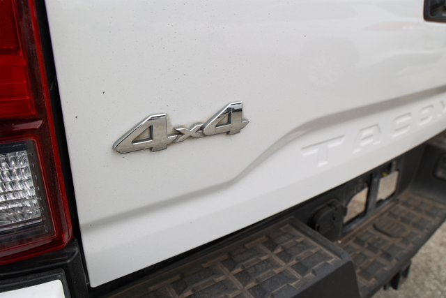 2020 Toyota TACOMA SR5 SR