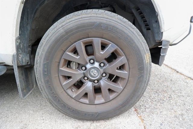 2020 Toyota TACOMA SR5 SR