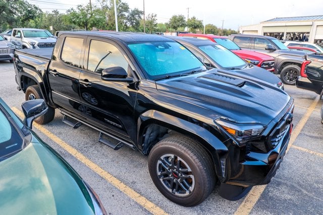 2025 Toyota Tacoma 2WD SR5