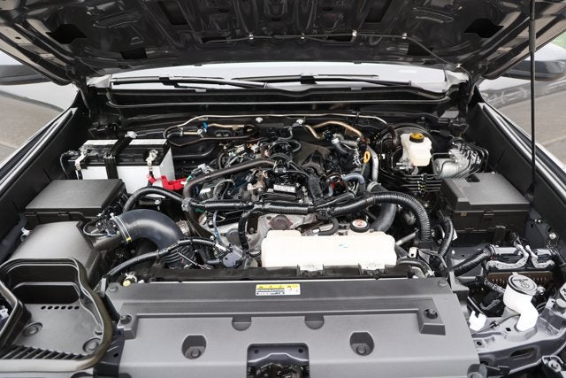2025 Toyota TACOMA SR5 SR5