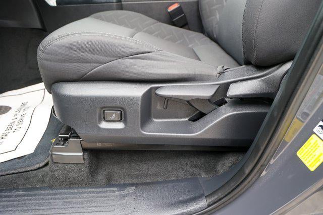 2025 Toyota TACOMA SR5 SR5
