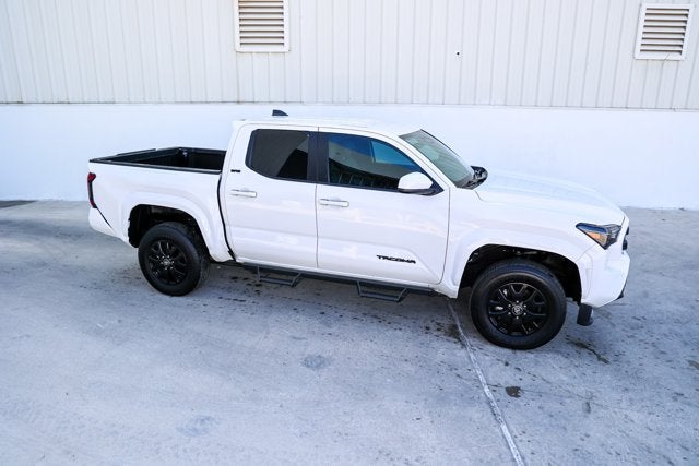 2025 Toyota TACOMA SR5 SR5