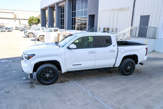 2025 Toyota TACOMA SR5 SR5