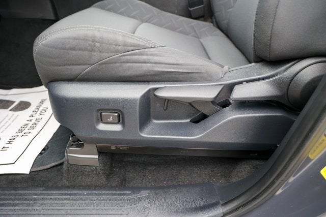 2025 Toyota TACOMA SR5 SR5