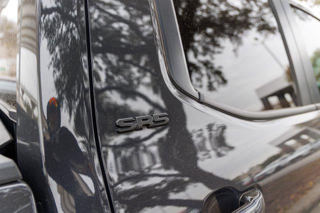 2025 Toyota TACOMA SR5 SR5