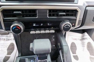 2025 Toyota TACOMA SR5 SR5