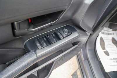 2025 Toyota TACOMA SR5 SR5