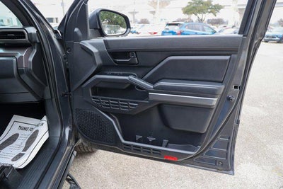 2025 Toyota TACOMA SR5 SR5